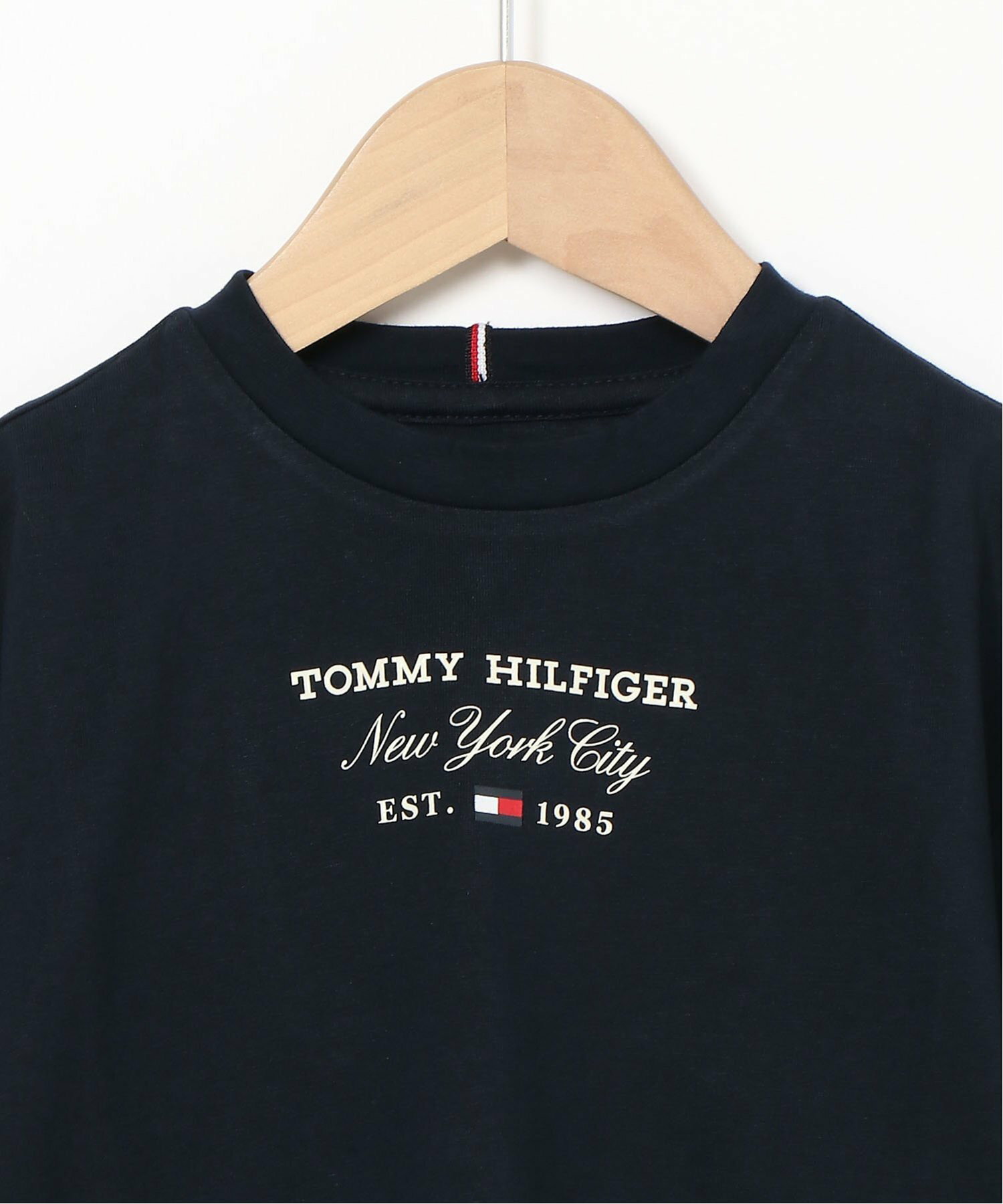 (K)TOMMY HILFIGER(トミーヒルフィガー) GIRLS トミースクリプトロングスリーブTシャツ